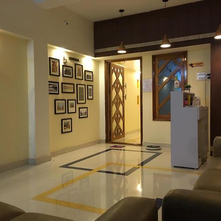 Grand Suites Srirangam Tiruchirappalli Exteriör bild