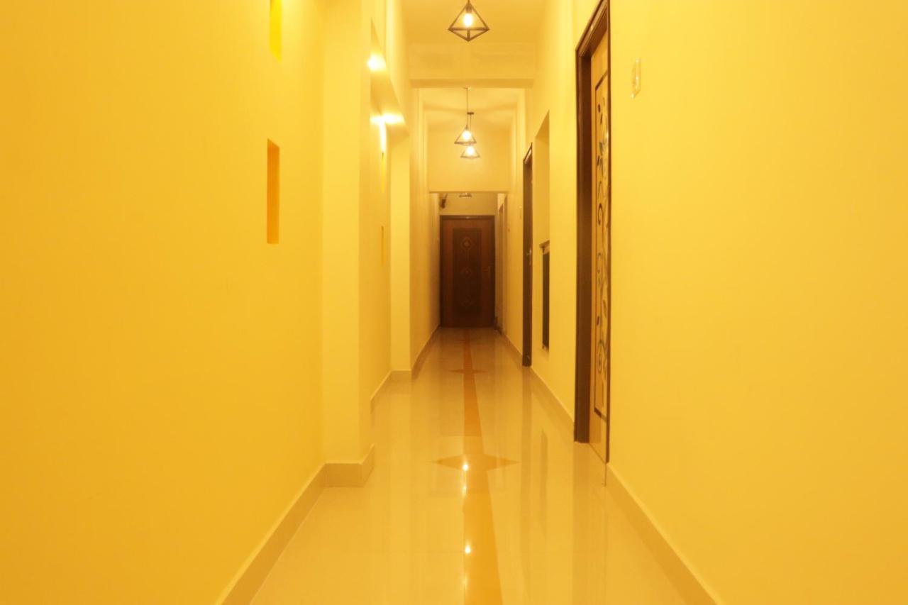Grand Suites Srirangam Tiruchirappalli Exteriör bild