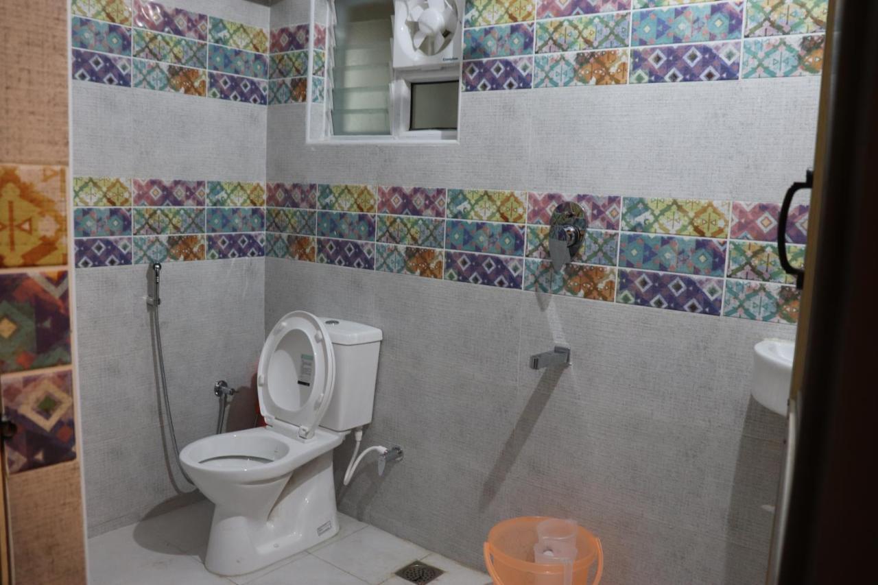 Grand Suites Srirangam Tiruchirappalli Exteriör bild